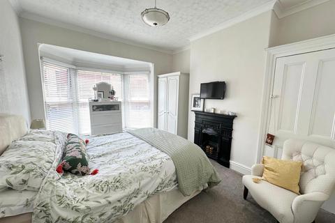 6 Alexandra Road, Hornsea, HU18 1PU