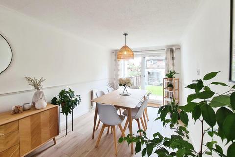 45a Nightingale Road, Carshalton, SM5 2DH