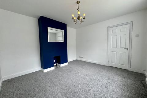 2 Furness Dene, Barnsley, S71 2RG