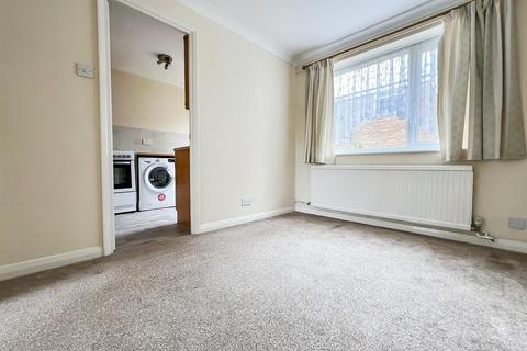 3 bedroom terraced house for sale, Dore Avenue, Portchester