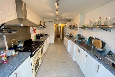 8 bedroom terraced house to rent, Plymouth PL4