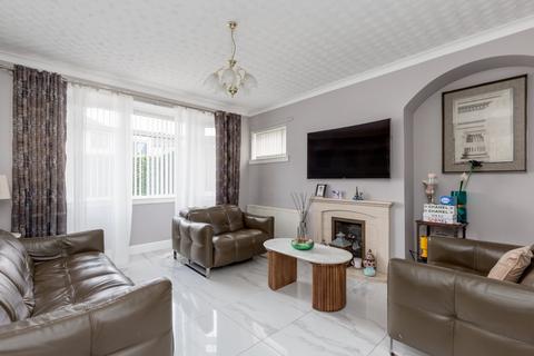 24 Cammo Grove, Edinburgh, EH4 8EX