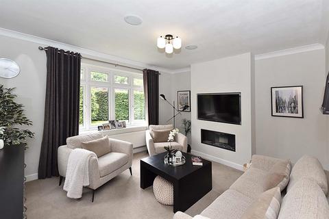 4 bedroom detached house for sale, Tytherington Drive, Macclesfield