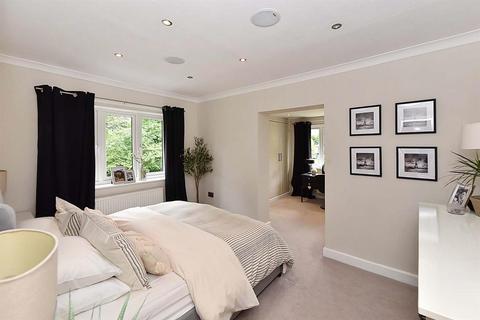 4 bedroom detached house for sale, Tytherington Drive, Macclesfield