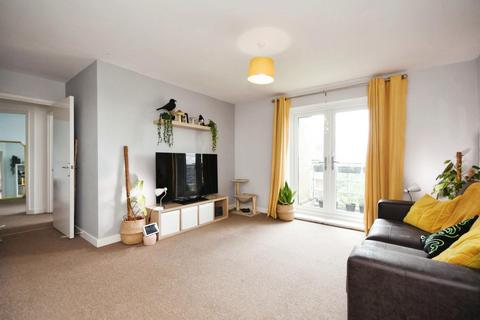 2 bedroom flat for sale, Kenninghall View, Sheffield