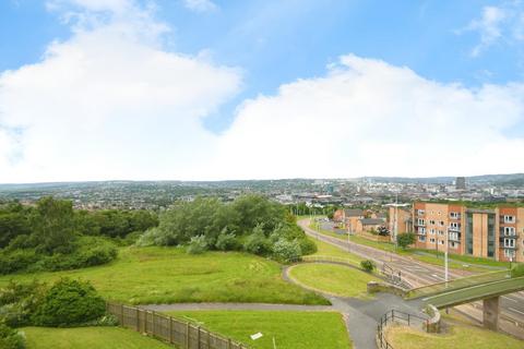 2 bedroom flat for sale, Kenninghall View, Sheffield