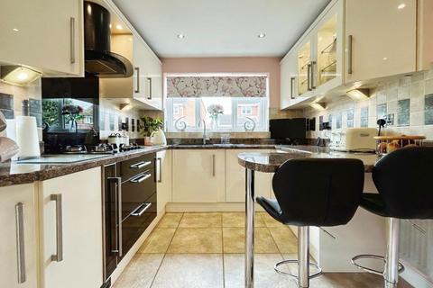 4 bedroom detached house for sale, Rowan Close, Goldthorpe, Rotherham S63 9LF