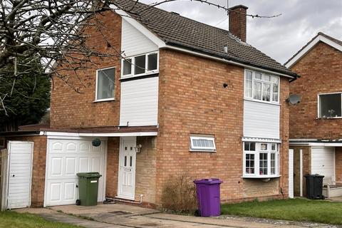 3 bedroom detached house to rent, 21 Camberley DrivePennWolverhamptonWest Midlands