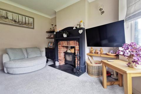 3 bedroom semi-detached house for sale, Marston Old Lane, Hatton, Derby