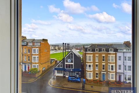 1 bedroom apartment for sale, North Marine Road, Scarborough