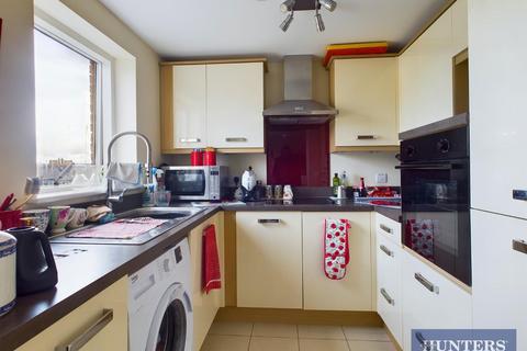 1 bedroom apartment for sale, North Marine Road, Scarborough