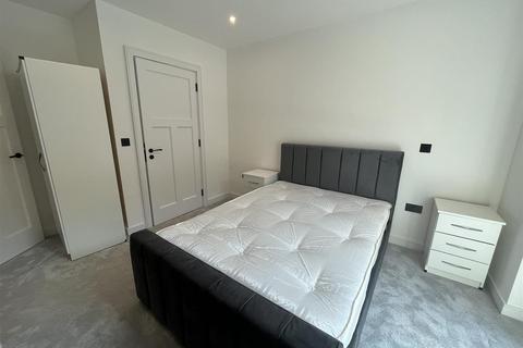 2 bedroom flat to rent, 5 Brook Road, Kingston