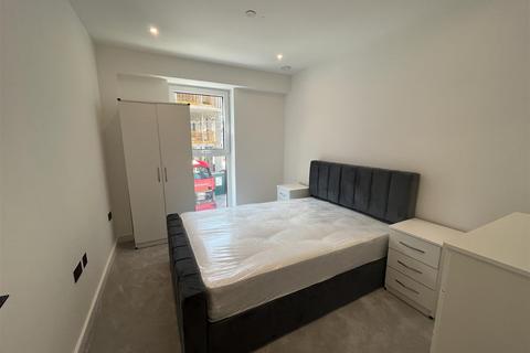 2 bedroom flat to rent, 5 Brook Road, Kingston