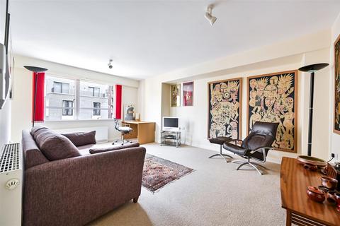 1 bedroom retirement property for sale, Tudor Rose Court, London EC2Y