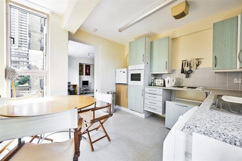 1 bedroom retirement property for sale, Tudor Rose Court, London EC2Y