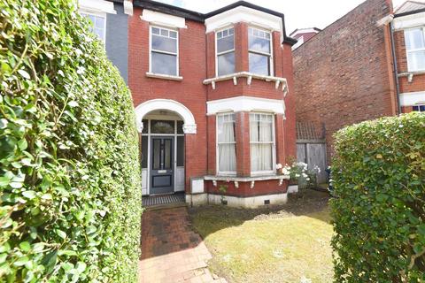 6 bedroom semi-detached house for sale, Manor View, London