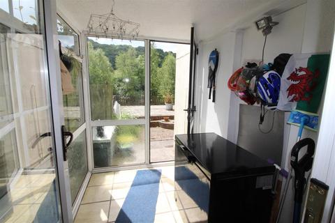 17 Aberbeeg Road, Abertillery, NP13 2EG