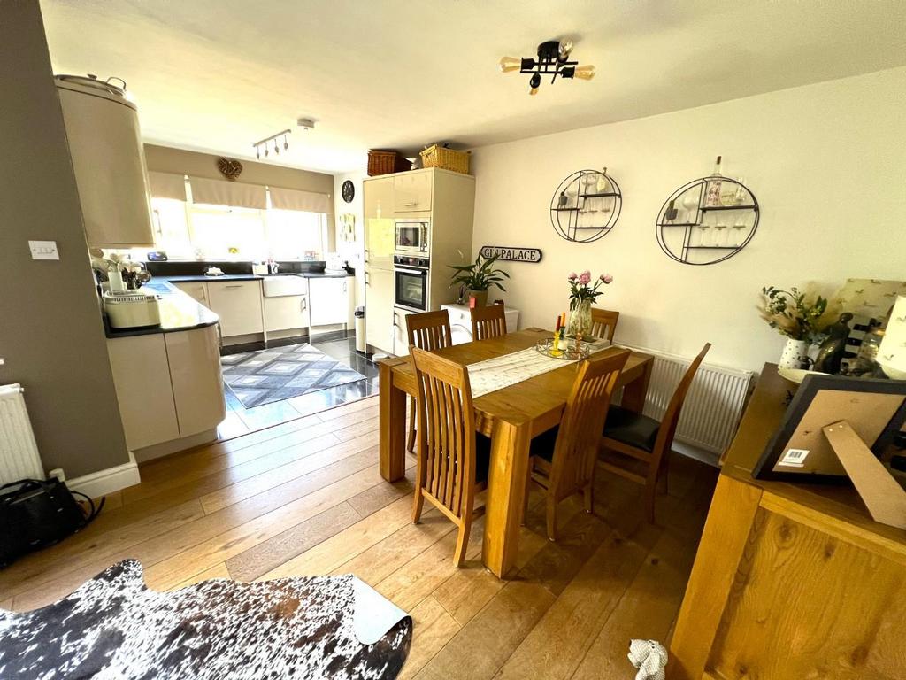 Kitchen/dining room