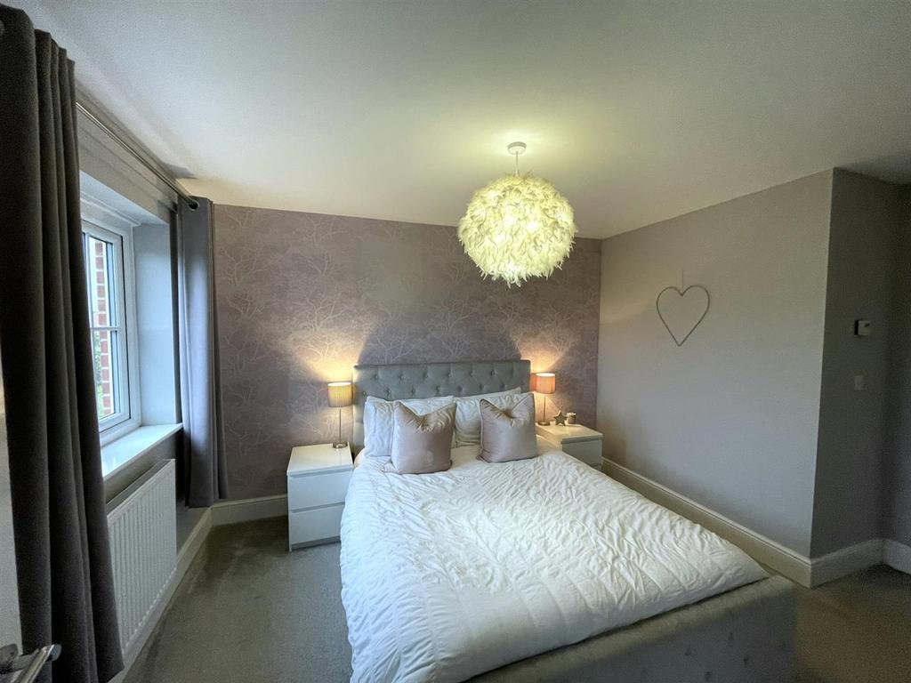 Bedroom 1.JPEG