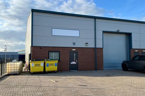 Industrial unit to rent, Unit 18, Simwood Court, Beacon Way, Beacon Business Park, Stafford, Staffordshire, ST18 0WL