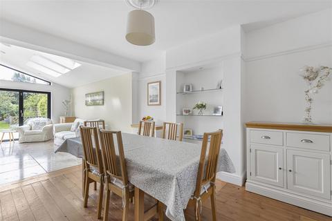 27 Bishops Road, Trumpington, Cambridge, CB2 9NQ