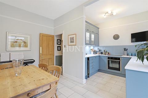 41 Liverpool Road, London, E10 6DN