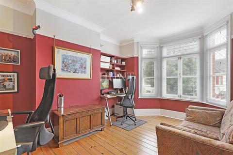 41 Liverpool Road, London, E10 6DN
