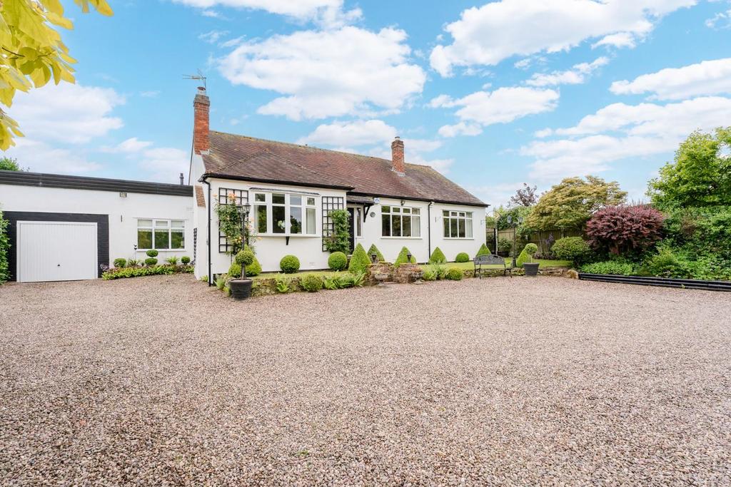 Tinkers Castle Road, Seisdon 3 bed detached bungalow for sale £650,000
