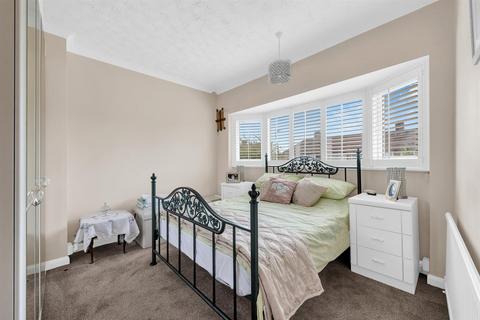 97 Norfolk Crescent, Sidcup, DA15 8HN