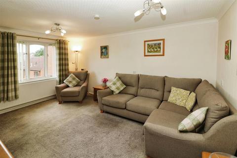 1 bedroom flat for sale, 51, Peakes Croft, Bawtry, Doncaster