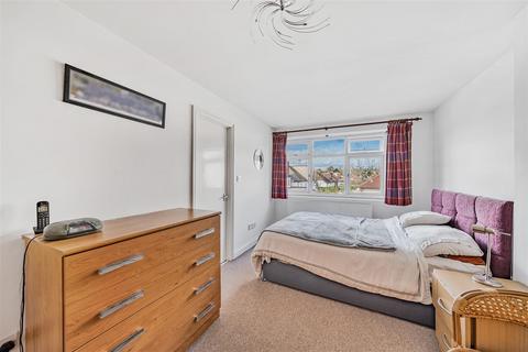 4 bedroom semi-detached house for sale, Ashcombe Gardens, Edgware