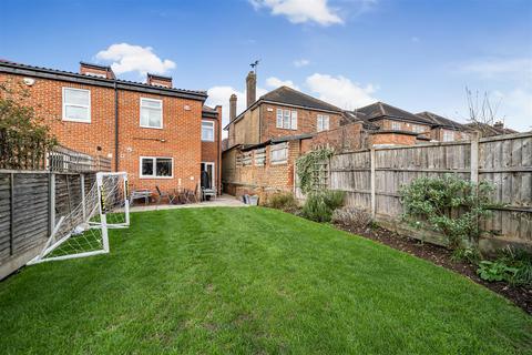 4 bedroom semi-detached house for sale, Ashcombe Gardens, Edgware