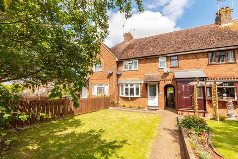 3 bedroom terraced house for sale, Leighton Road, Wing