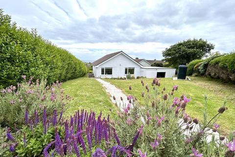 4 Ledra Close, Ruan Minor, Helston, TR12 7LD