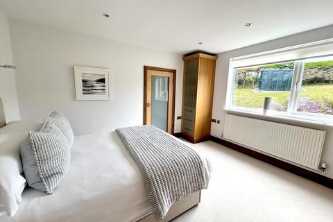 4 Ledra Close, Ruan Minor, Helston, TR12 7LD