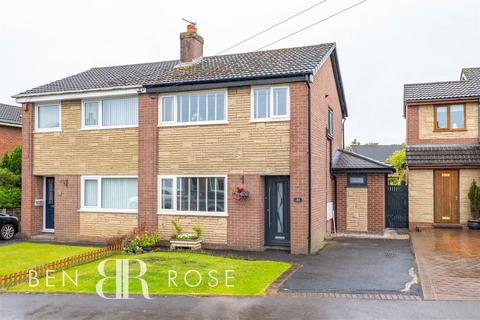 31 Lowther Drive, Leyland, PR26 6QB