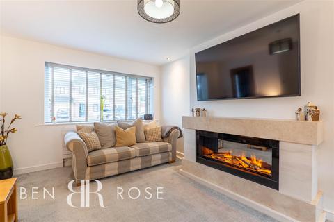 31 Lowther Drive, Leyland, PR26 6QB