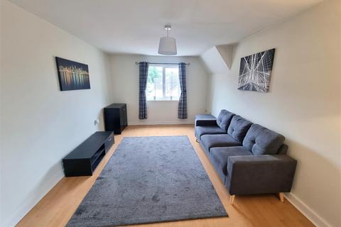 2 bedroom apartment for sale, Cromwell Mount, Pontefract