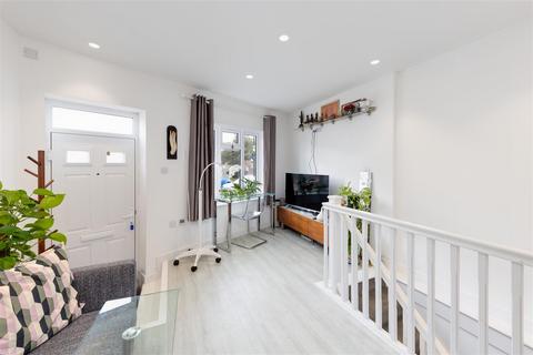 1 bedroom maisonette for sale, Woodside Road, South Norwood