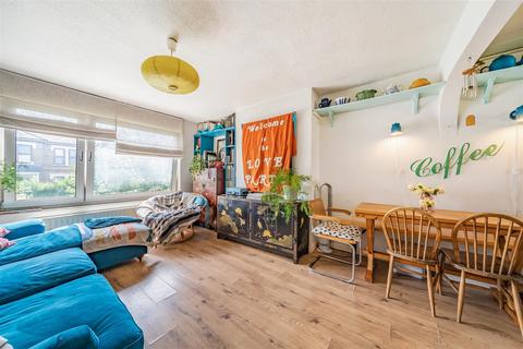 21 Lawrence Road, London, SE25 5AA