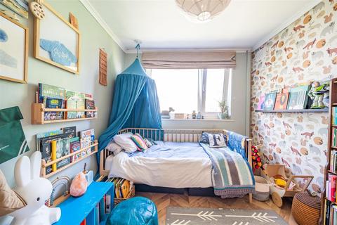 21 Lawrence Road, London, SE25 5AA