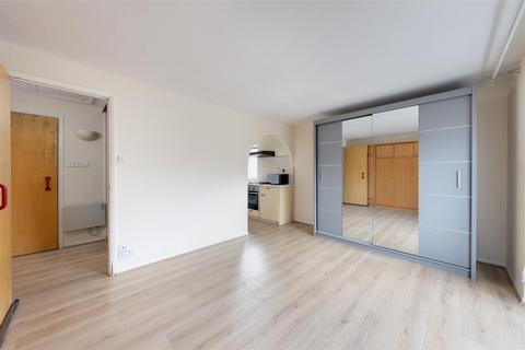 Studio for sale, Anthony Road, London