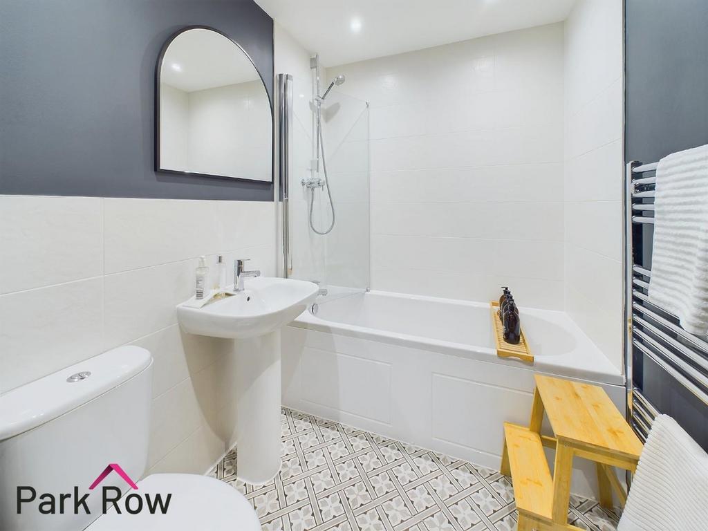 Family bathroom