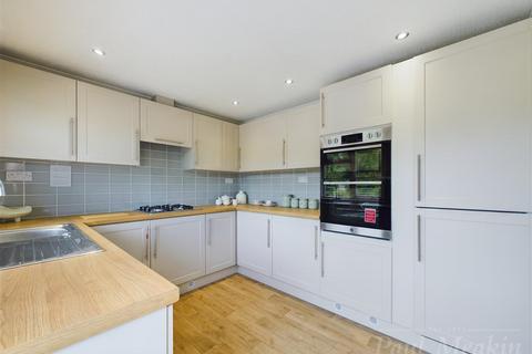 2 bedroom mobile home for sale, Court Farm Road, Warlingham