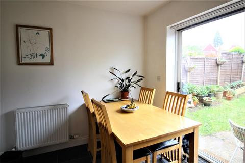 2 bedroom end of terrace house to rent, East Hundreds, Fleet GU51