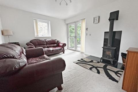 3 bedroom detached house for sale, Boy Lane, Halifax