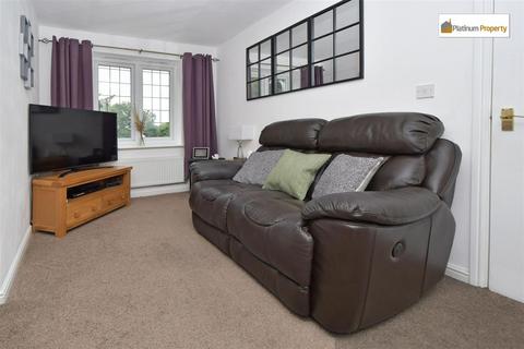 2 bedroom apartment for sale, Cavell Court, Stoke-On-Trent ST11