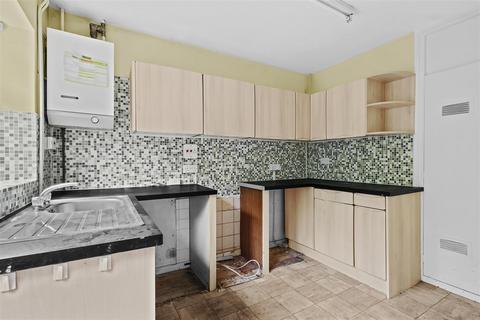 75 Bramble Drive, Hailsham, BN27 3EQ