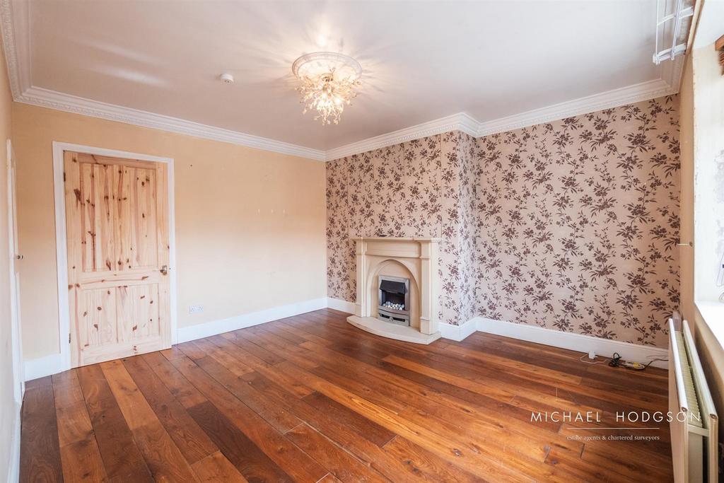 Shrewsbury Crescent, Humbledon... 2 bed semidetached house for sale