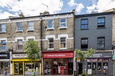 1 bedroom flat for sale, Askew Road Shepherds Bush London